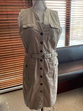 Banana Republic flattering gorgeous cotton dress - EUC